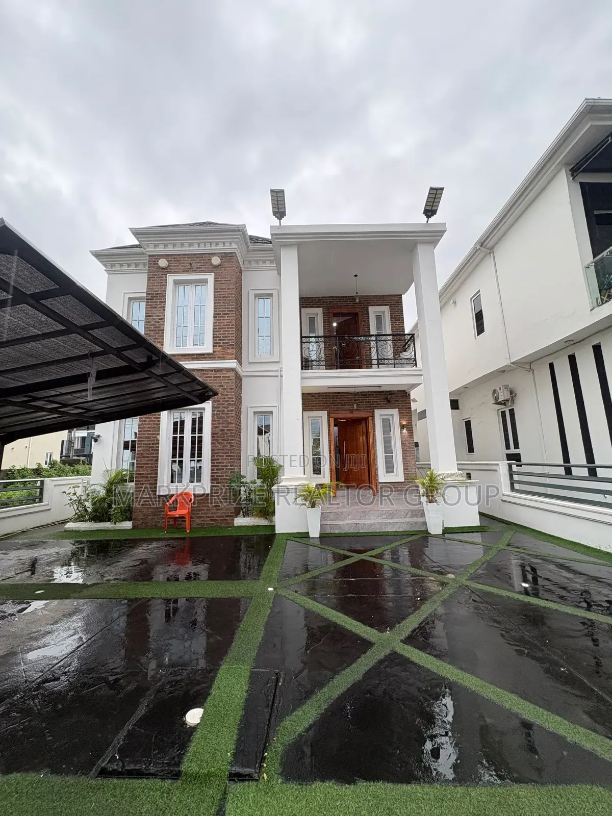 5bdrm Duplex in Lekki County Homes, Ikota for sale