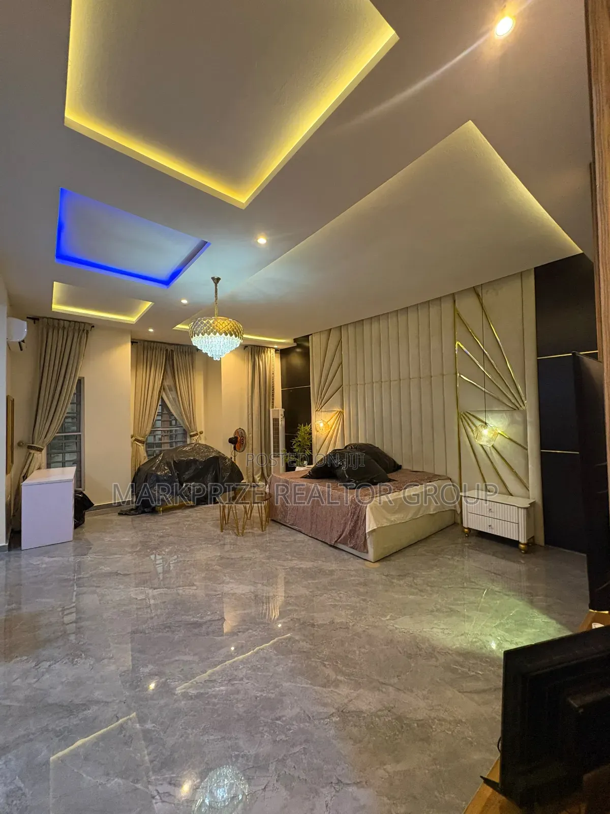 5bdrm Duplex in Lekki County Homes, Ikota for sale
