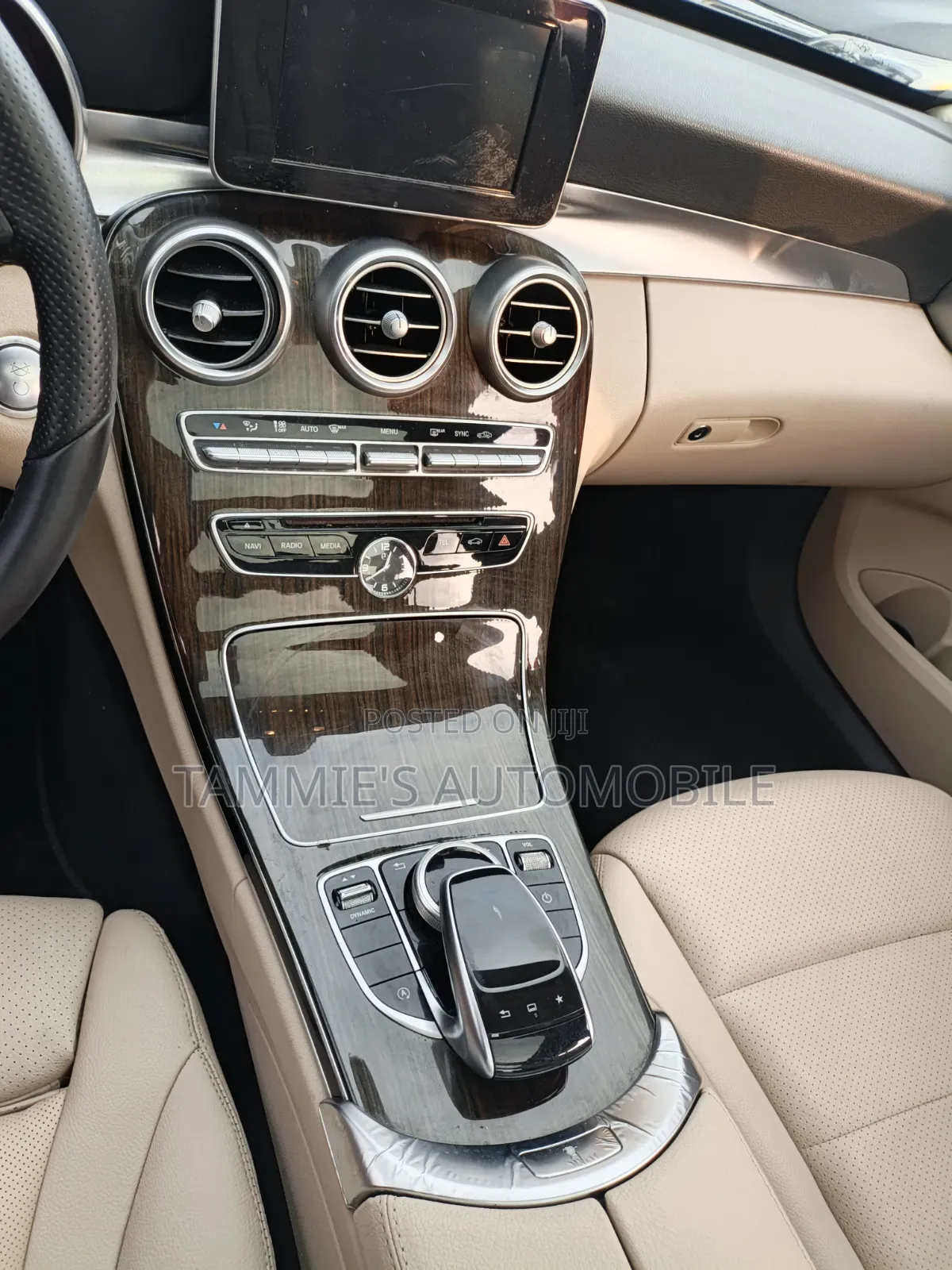 Mercedes-Benz C300 Sport 4Matic Sedan AWD (2.0L 4cyll 7A) 2016 Black