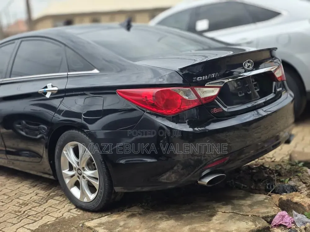 Hyundai Sonata 2013 Black