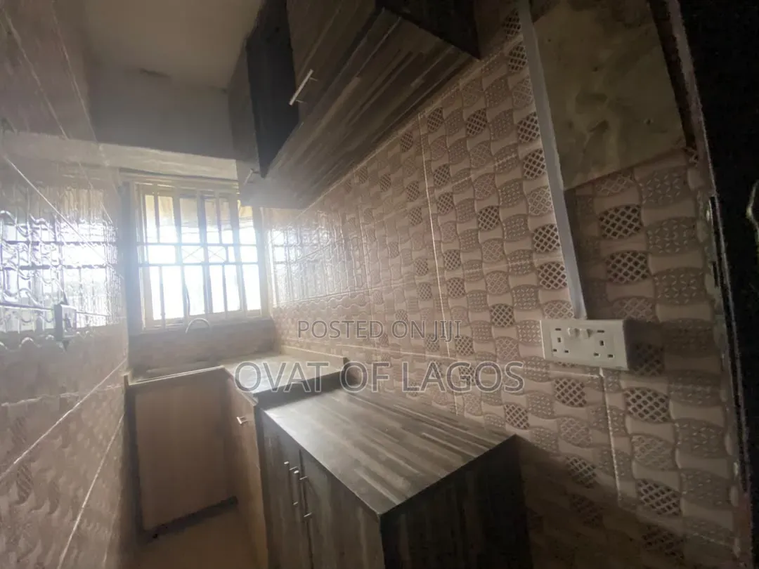 1bdrm Apartment in Ikota for rent