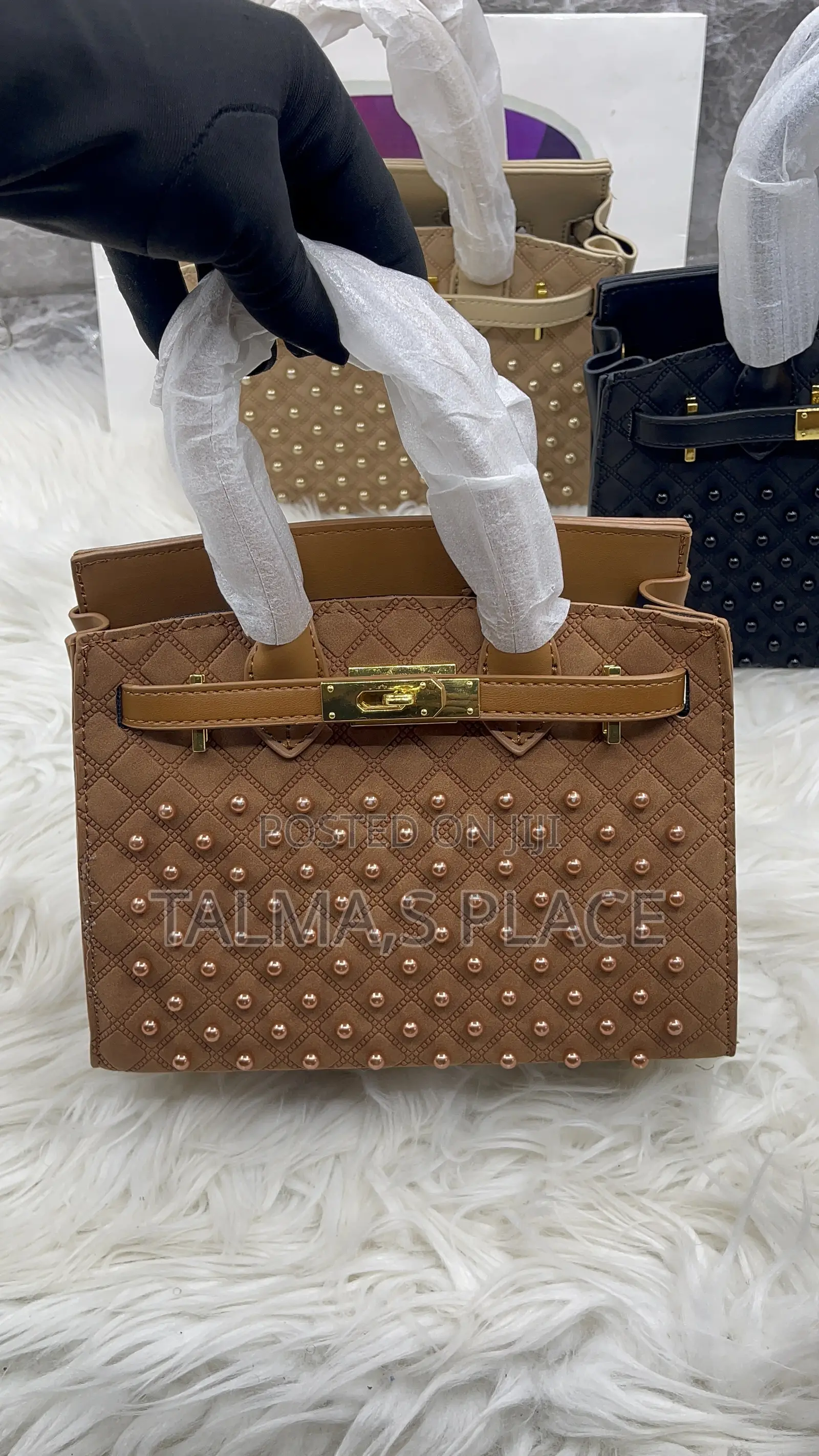 Pearl Hand Bag