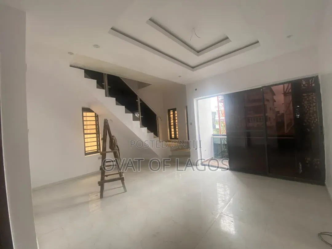 3bdrm Duplex in Lekki Conservative for rent