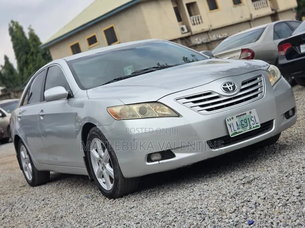 Toyota Camry 2010 White