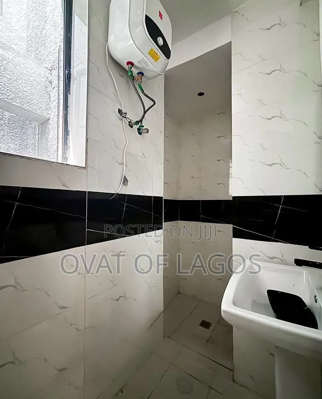 2bdrm Apartment in Lekki Expressway for sale