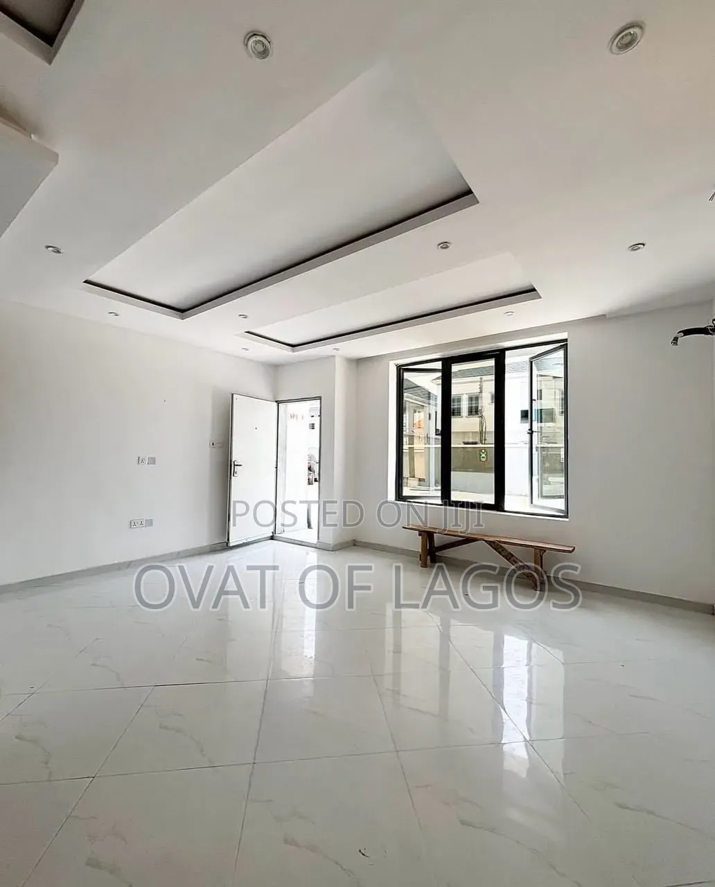 2bdrm Apartment in Lekki Expressway for sale