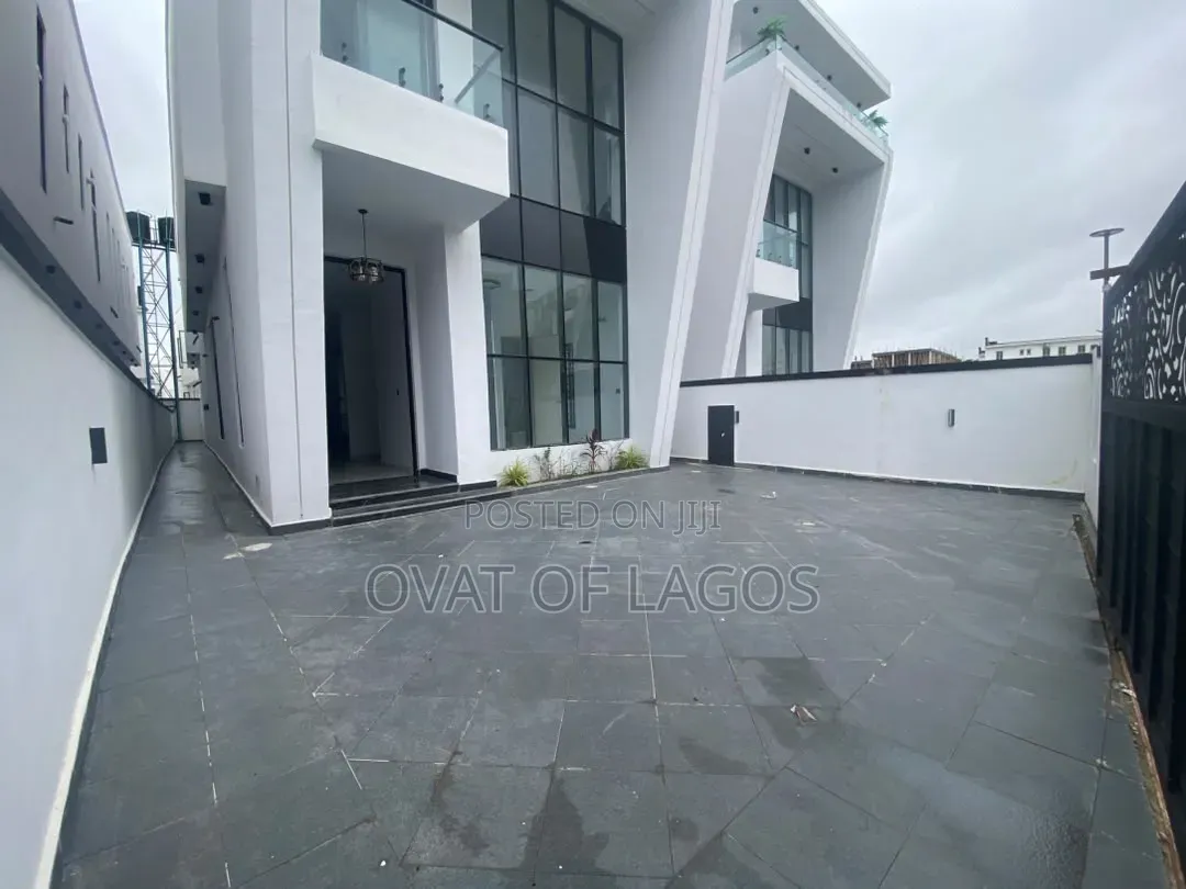 5bdrm Duplex in Orchid, Lekki Expressway for sale
