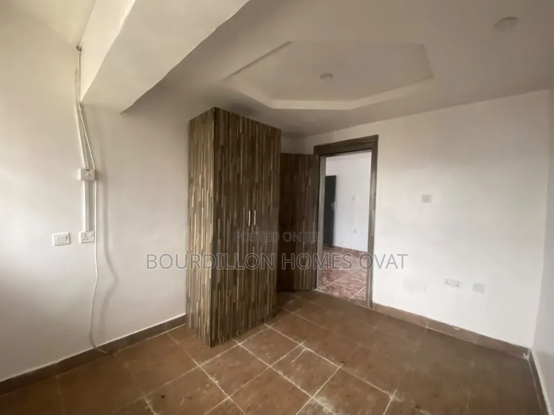 1bdrm Apartment in Ikota Villa Estate for rent