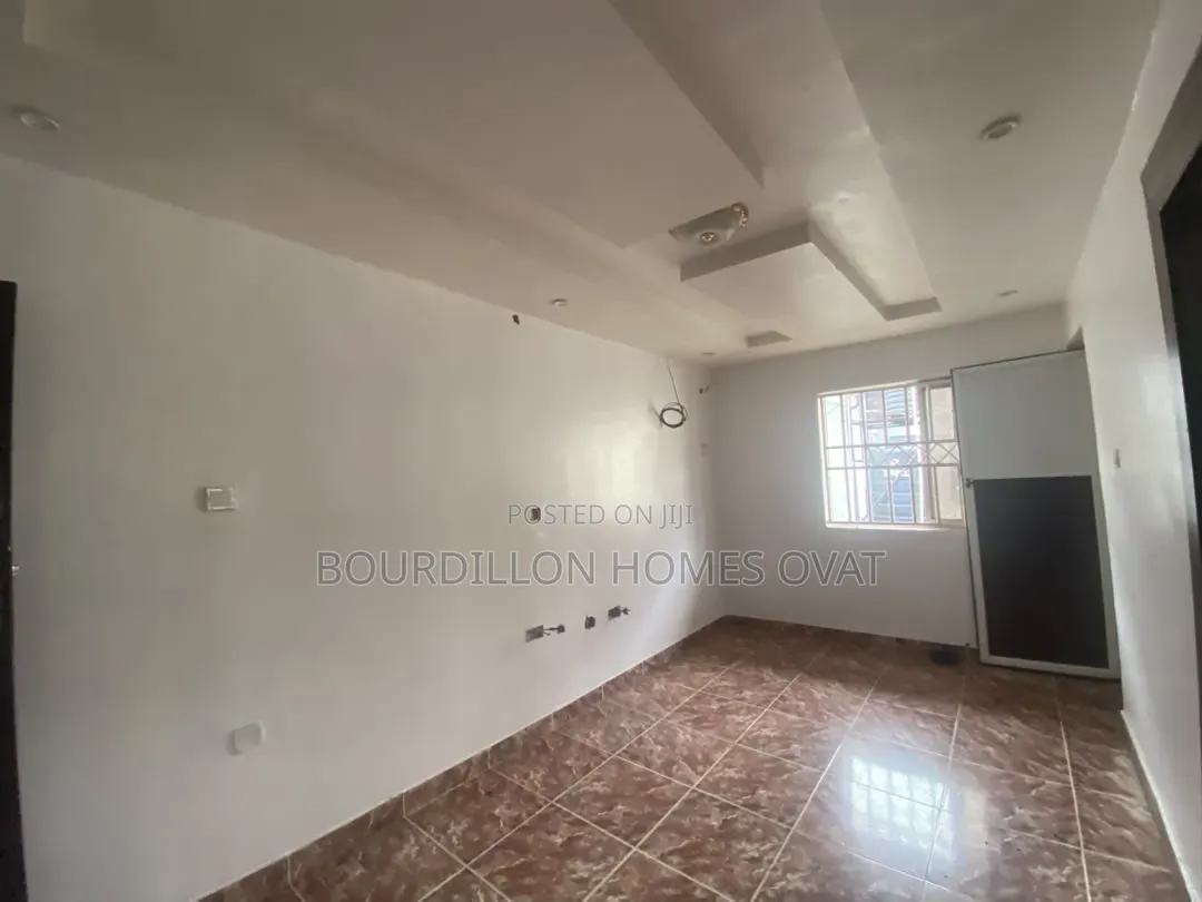 1bdrm Apartment in Ikota Villa Estate for rent