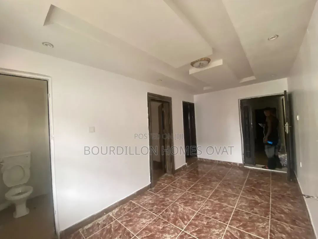 1bdrm Apartment in Ikota Villa Estate for rent