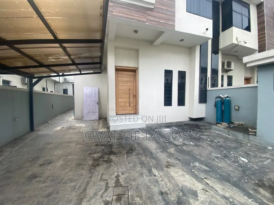 Furnished 4bdrm Duplex in Orchid, Lekki Expressway for rent