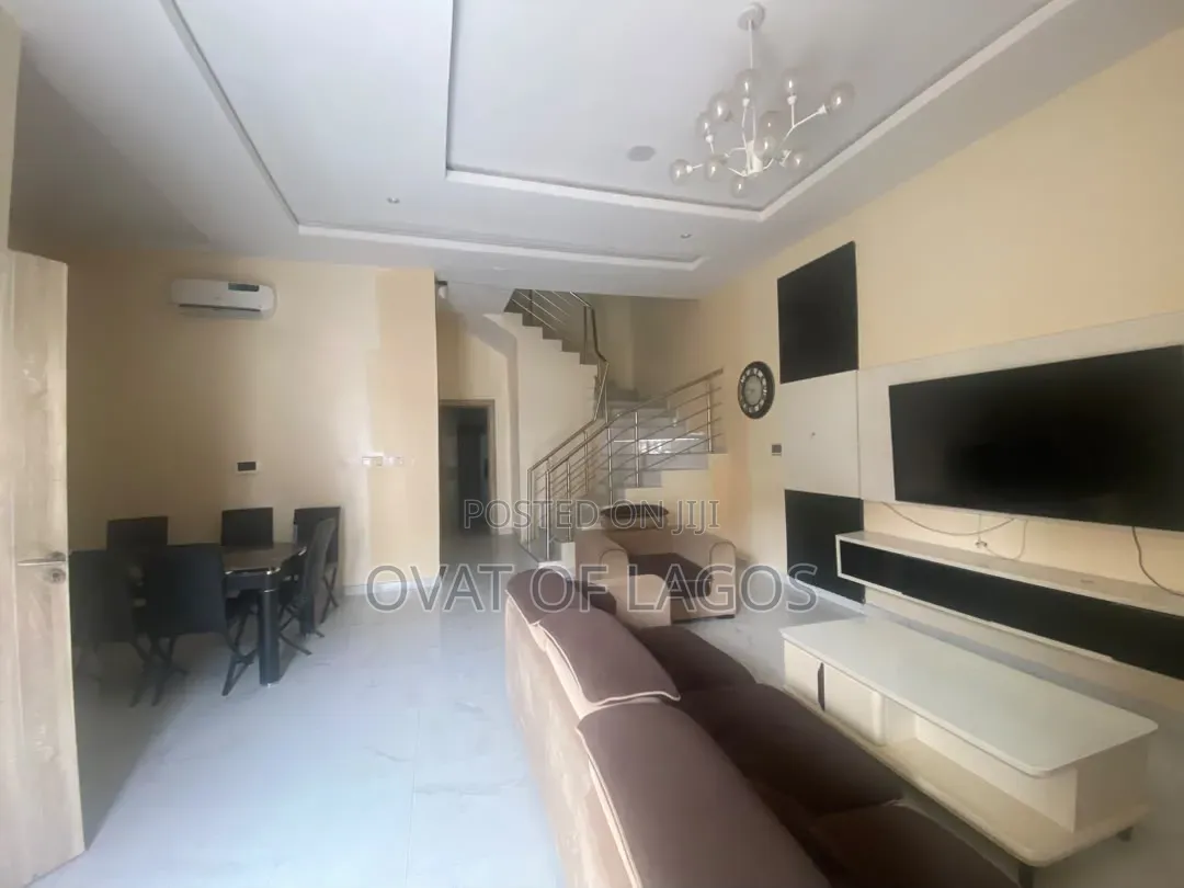 Furnished 4bdrm Duplex in Orchid, Lekki Expressway for rent