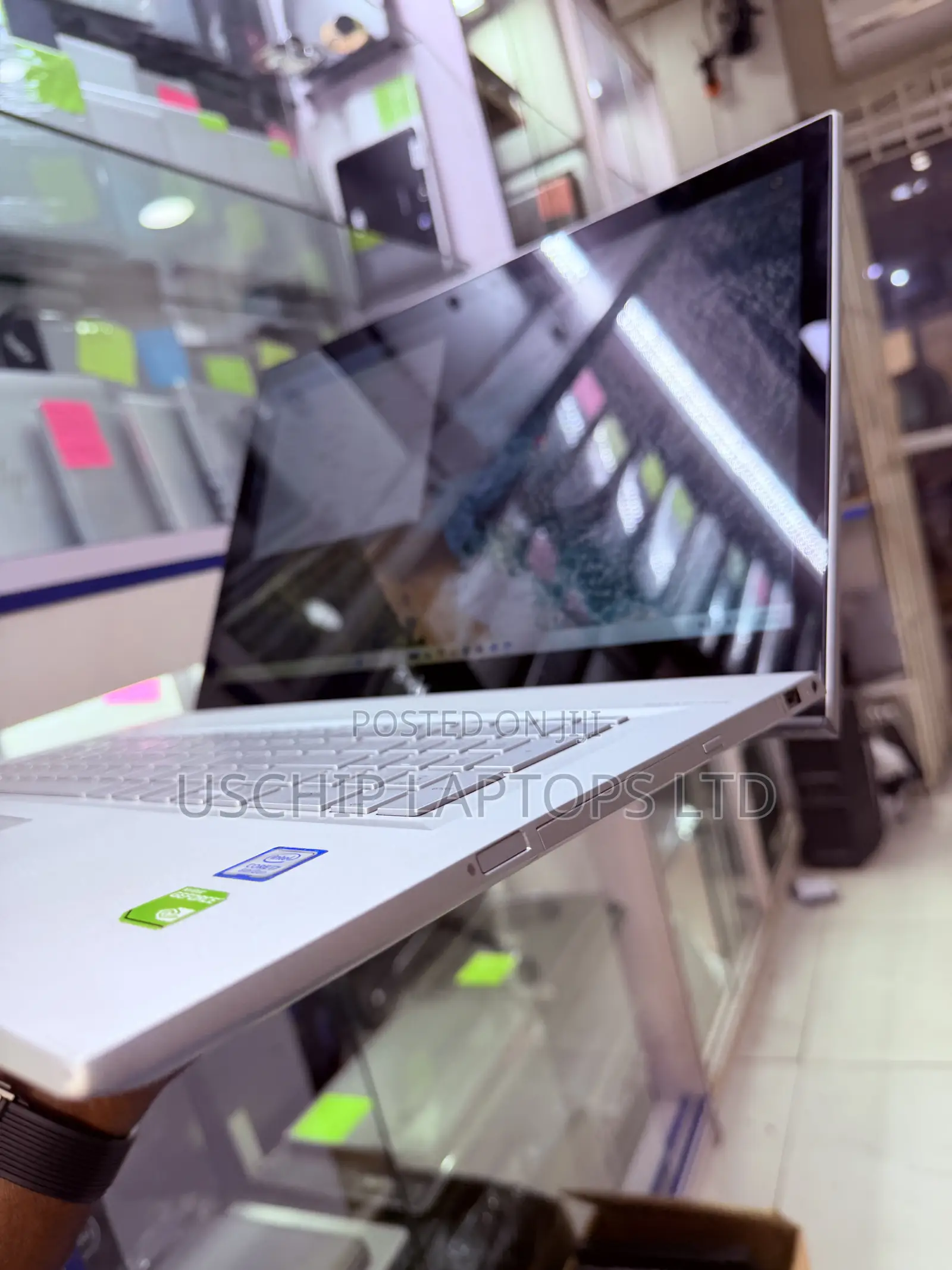 Laptop HP Envy 17-3000 8GB Intel Core i7 SSD 128GB