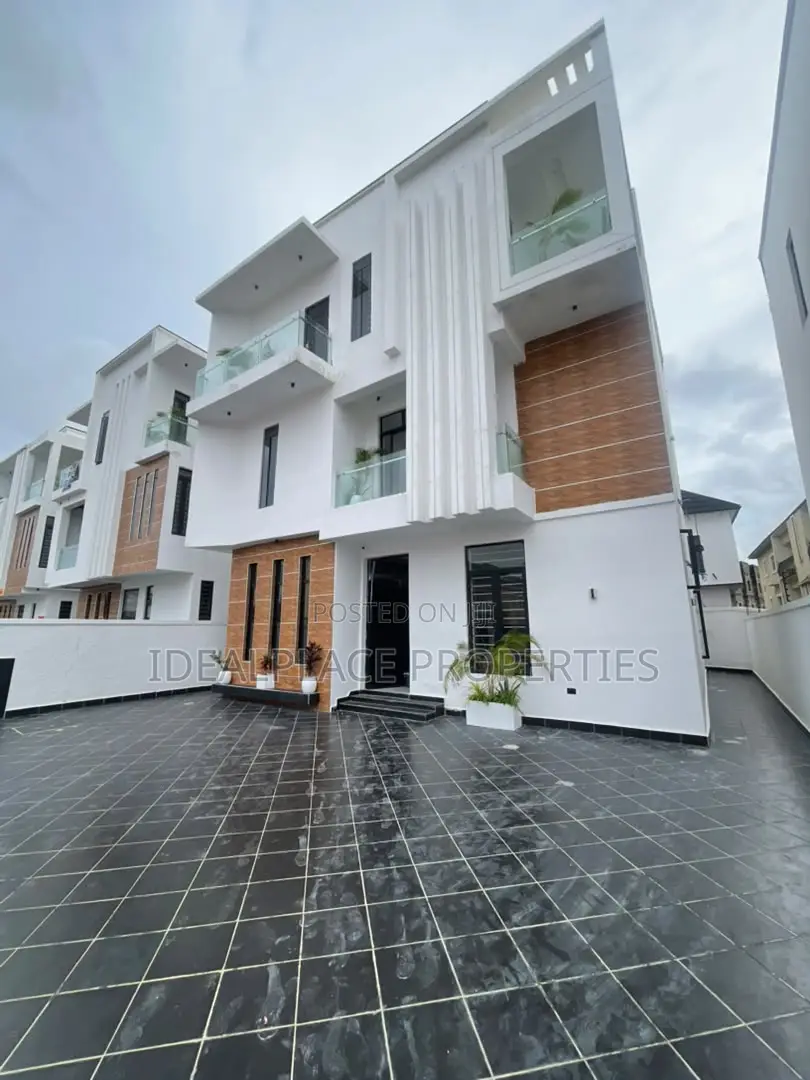 5bdrm Duplex in Osapa london for sale