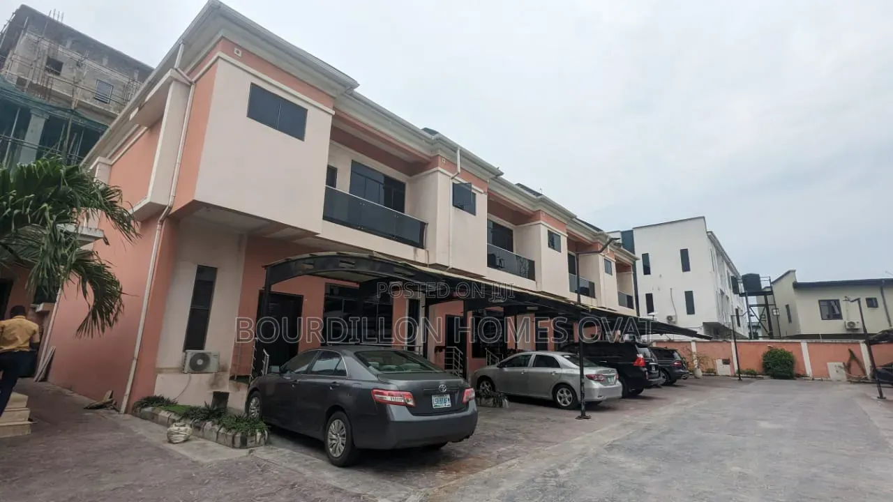 4bdrm Duplex in Ikate Lekki Lagos for rent