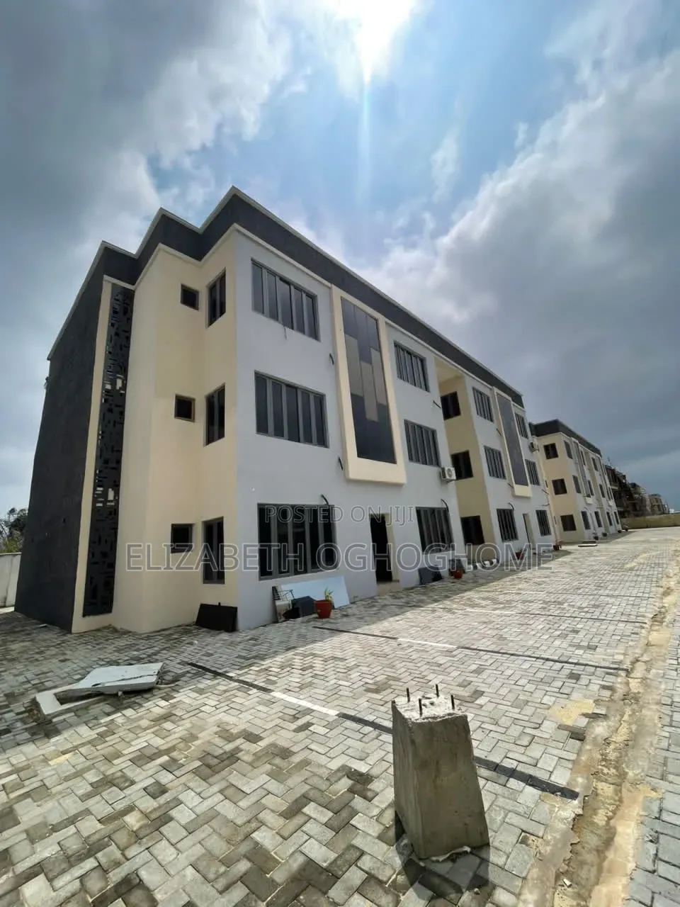 2bdrm Apartment in Abraham Adesanya for rent