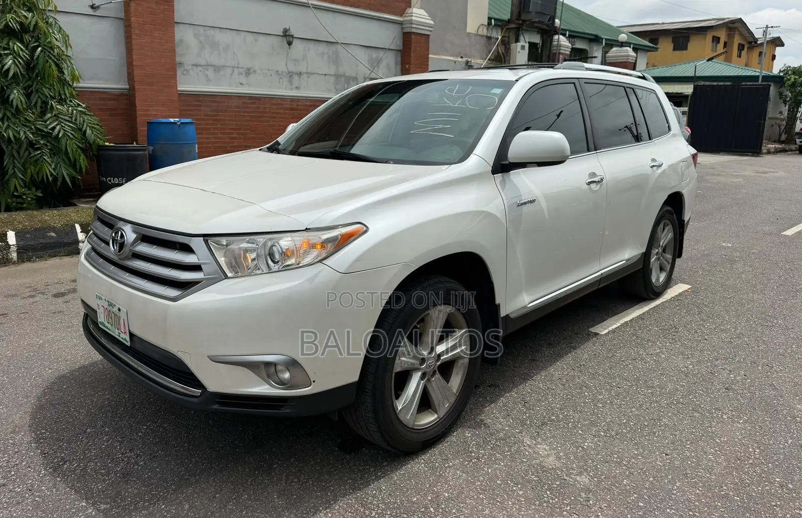 Toyota Highlander Limited 2012 White