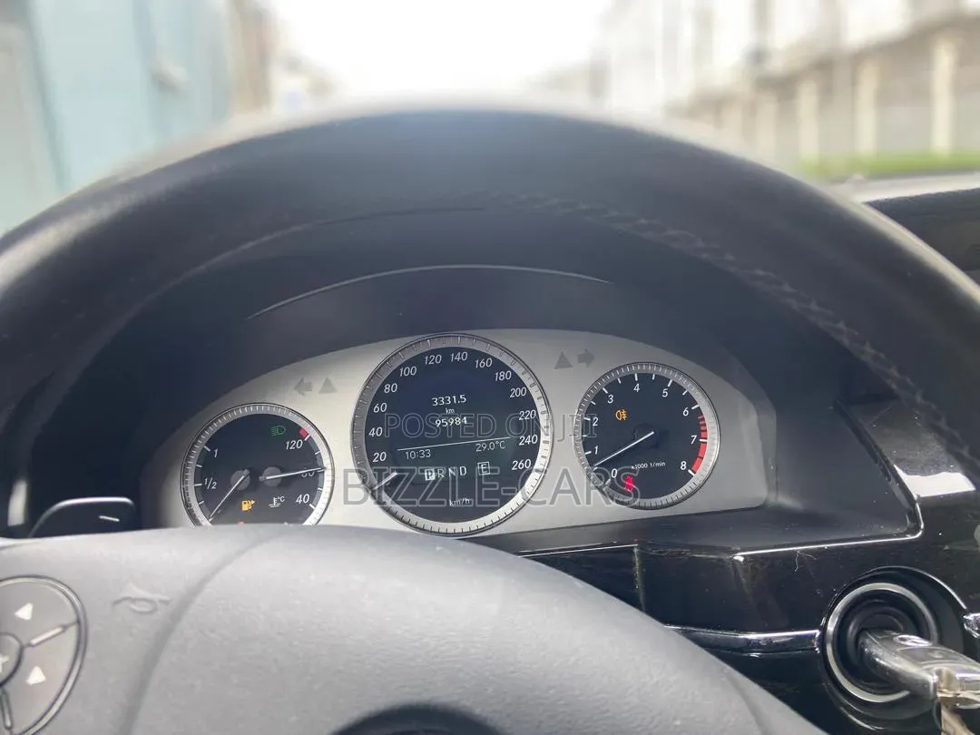 Mercedes-Benz GLK-Class 2011 Silver