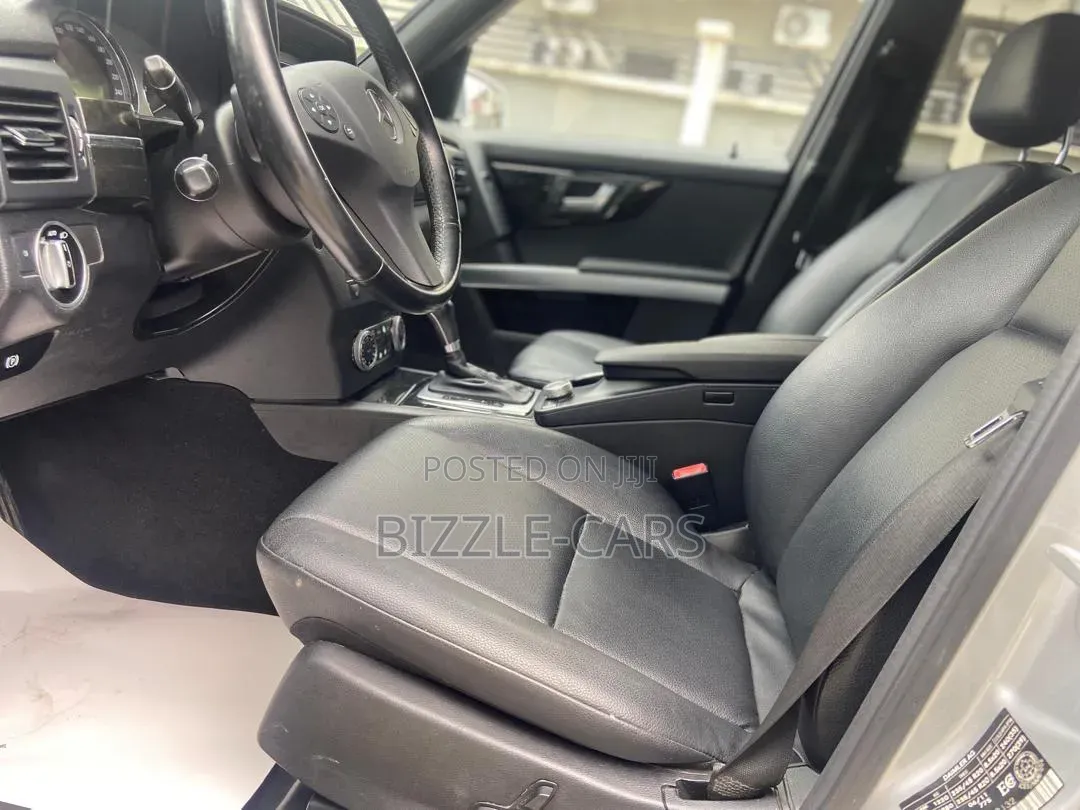 Mercedes-Benz GLK-Class 2011 Silver