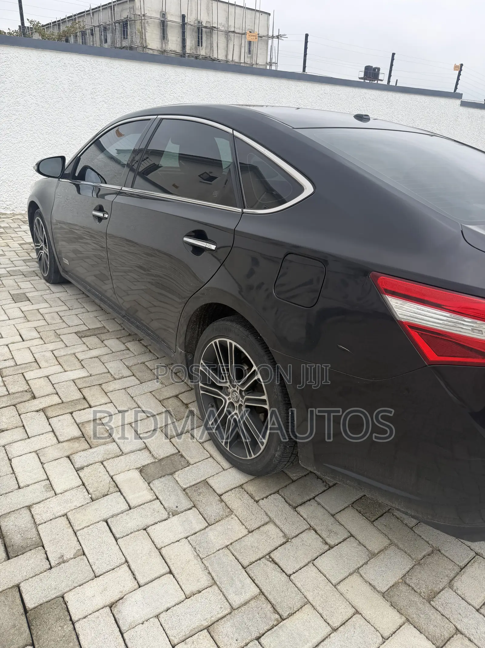Toyota Avalon XLE Touring 4dr Sedan (3.5L 6cyl 6A) 2015 Black
