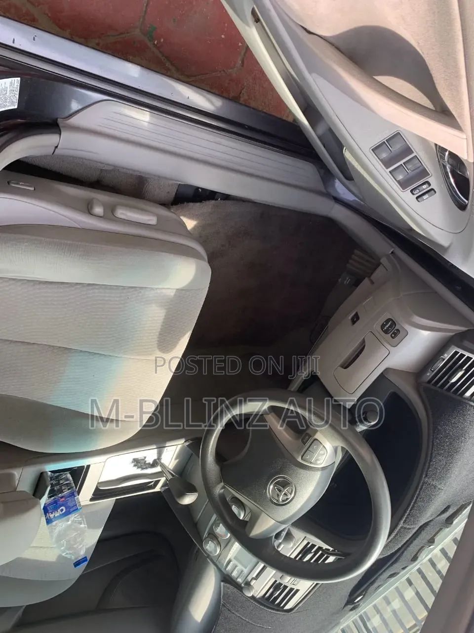 Toyota Camry 2011 Gray