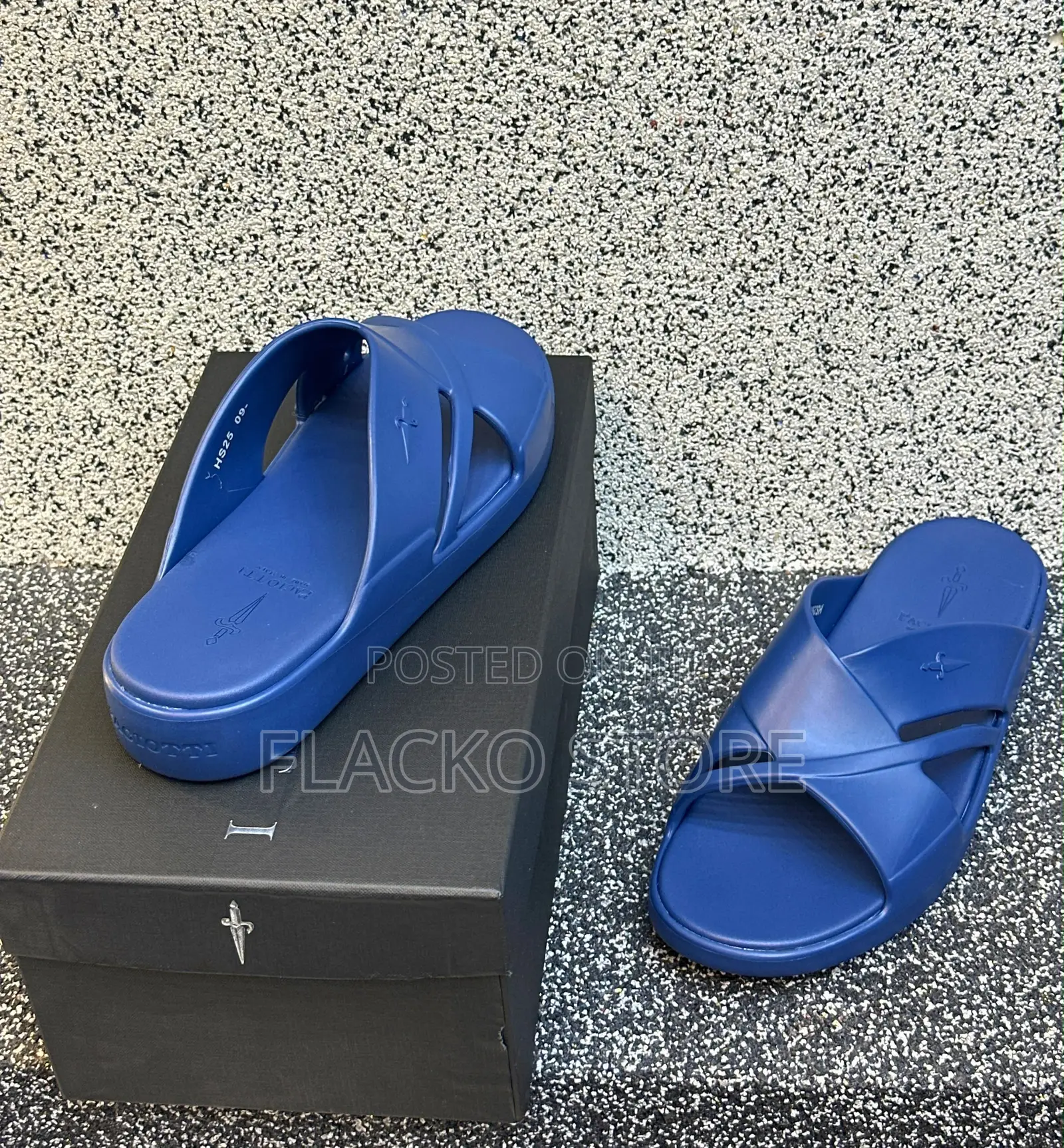 Original Cesare Paciotti Rubber Slippers