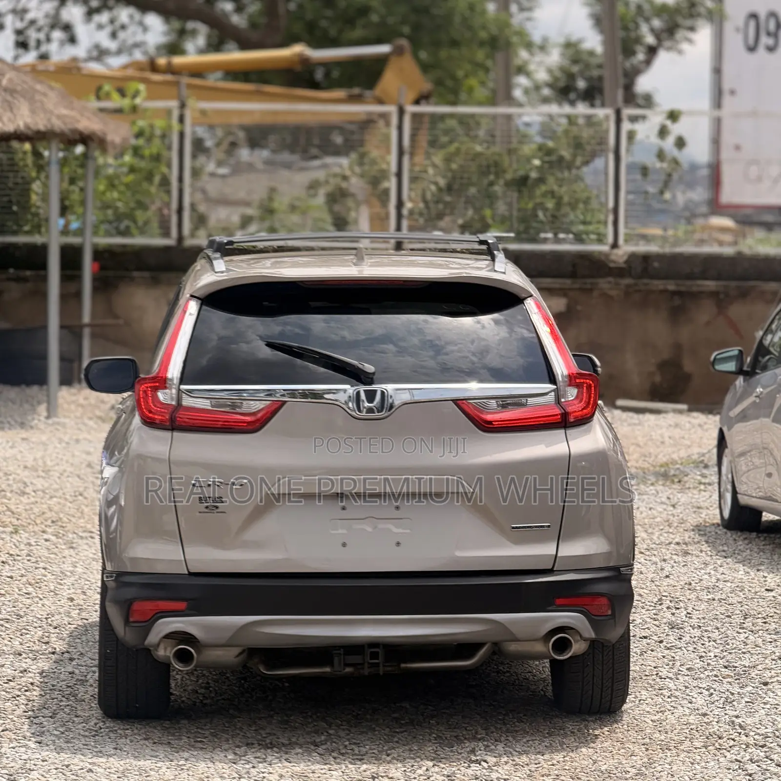Honda CR-V Touring AWD 2018 Gold