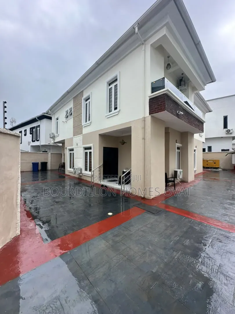 Furnished 3bdrm Apartment in Ikota Gra Lekki for rent