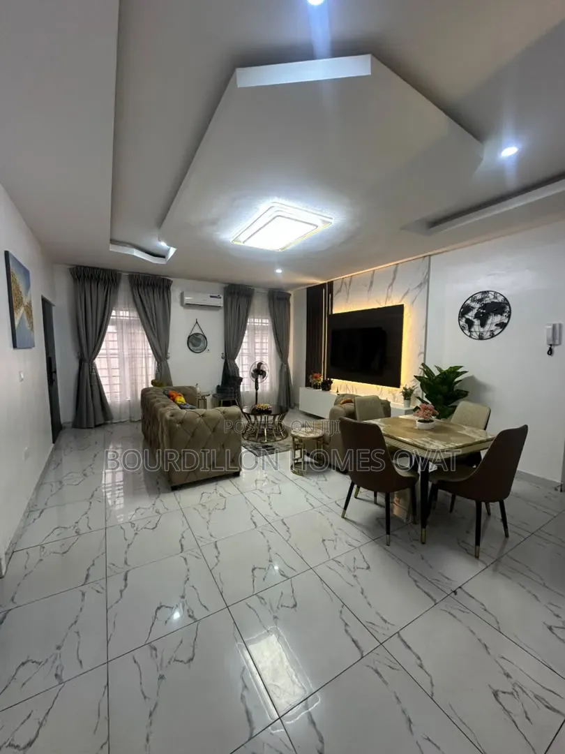 Furnished 3bdrm Apartment in Ikota Gra Lekki for rent