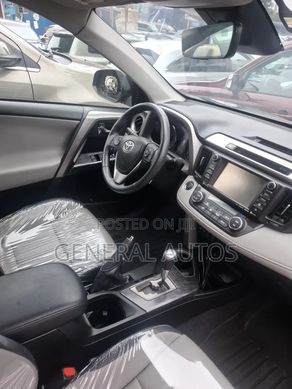Toyota RAV4 2017 Gray