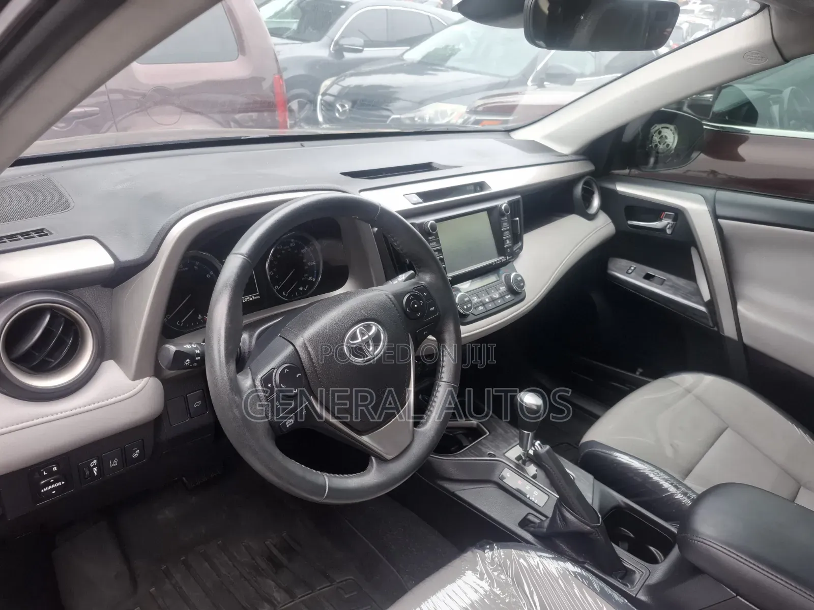 Toyota RAV4 2017 Gray