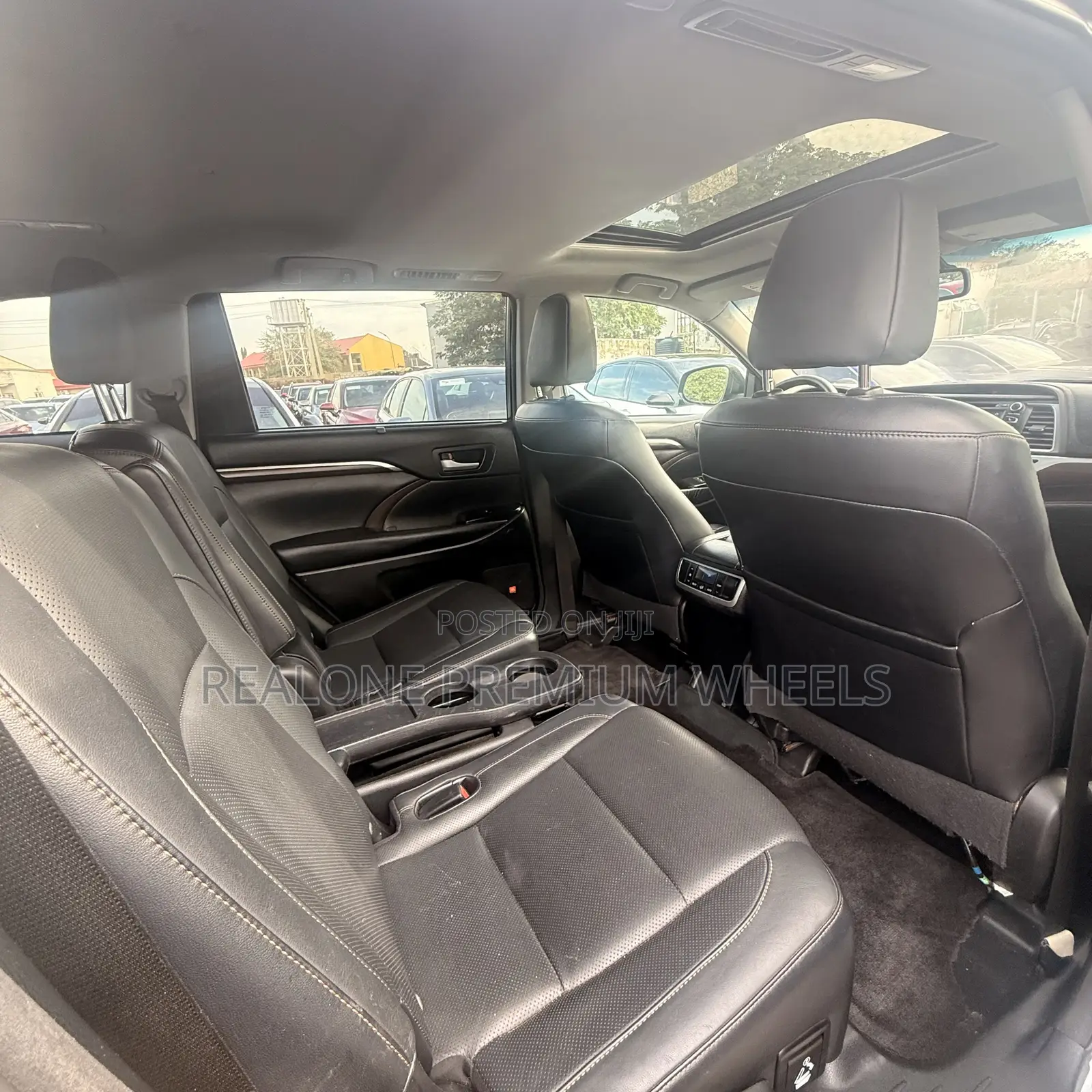 Toyota Highlander Limited V6 4x4 (3.5L 6cyl 6A) 2016 Silver