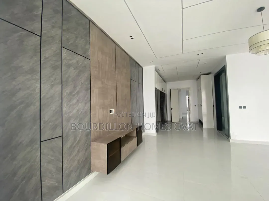 5bdrm Duplex in Orchid Lekki Lagos for sale