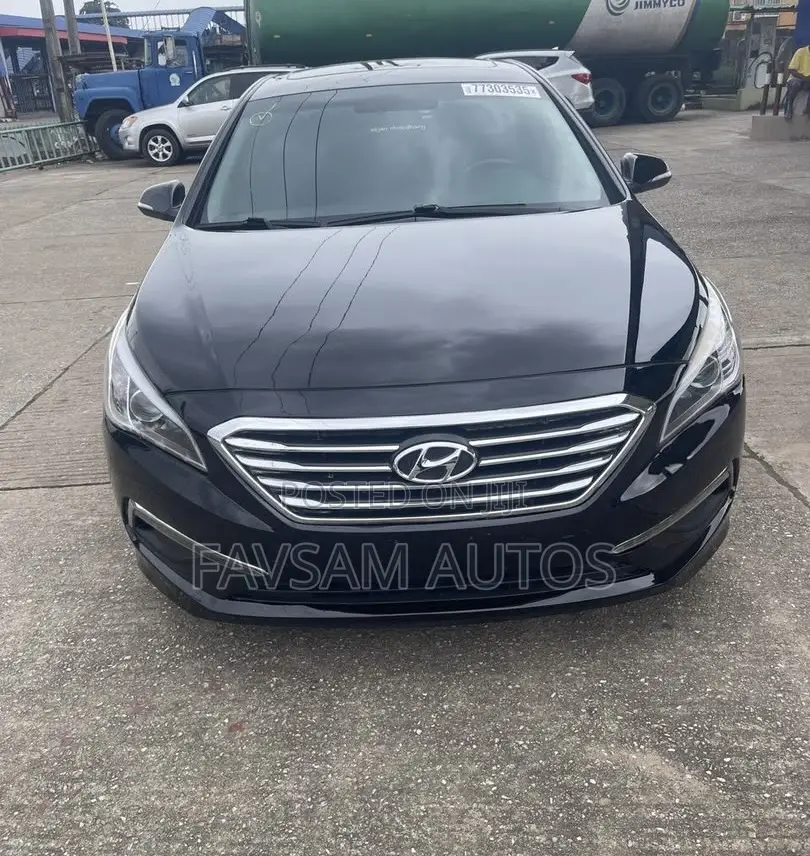 Hyundai Santa Fe 2015 Black
