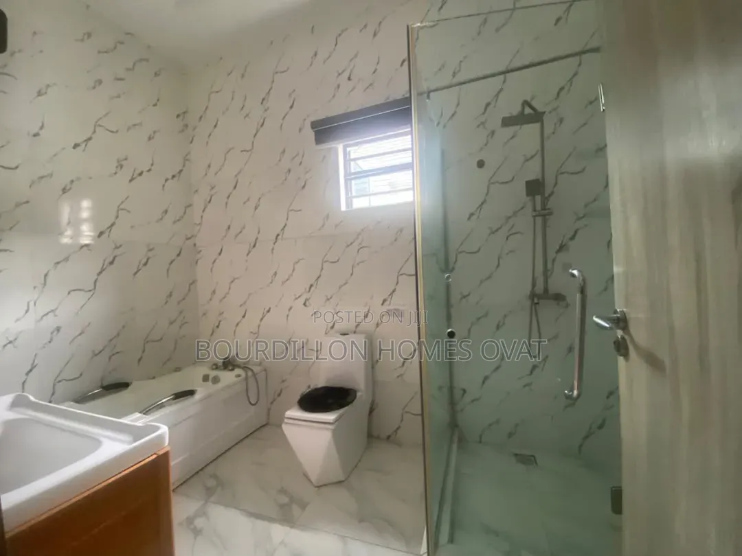 4bdrm Duplex in Orchid Lekki Lagos for rent