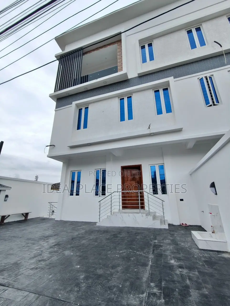 4bdrm Duplex in Opebi for sale