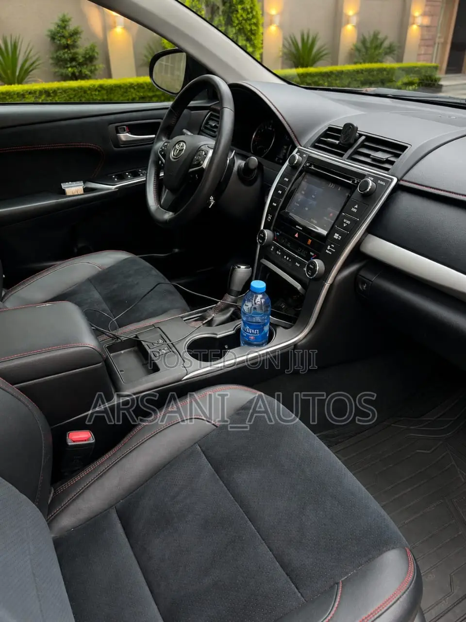 Toyota Camry XSE 4dr Sedan (2.5L 4cyl 6A) 2017 Black