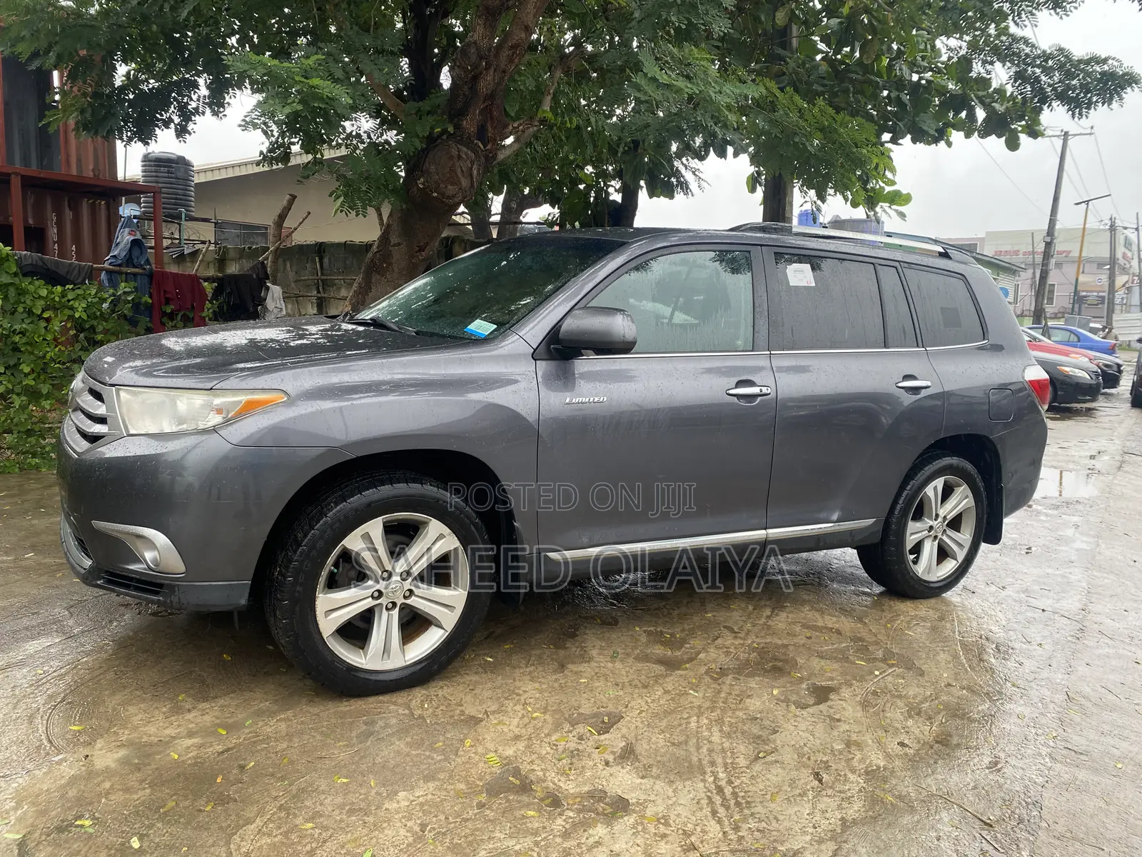 Toyota Highlander Limited 2011 Gray