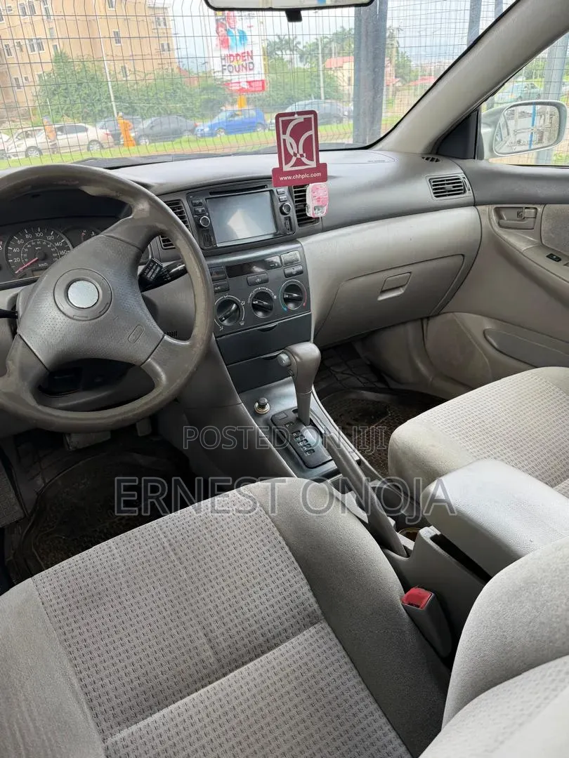 Toyota Corolla 2005 Gray