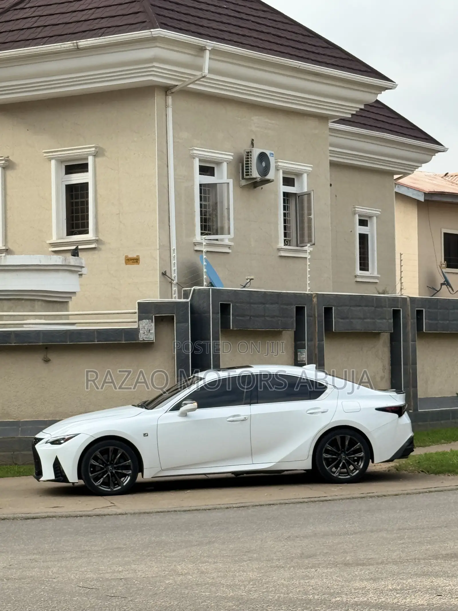 Lexus IS 350 F SPORT Design AWD 2023 White