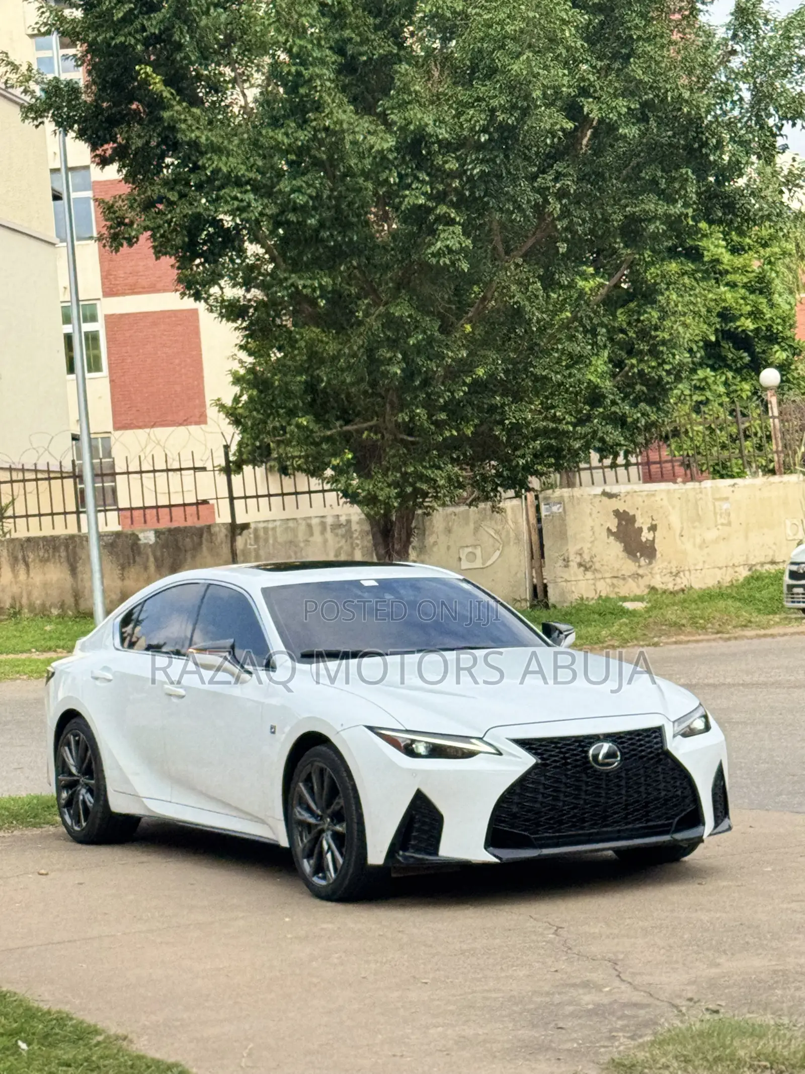 Lexus IS 350 F SPORT Design AWD 2023 White