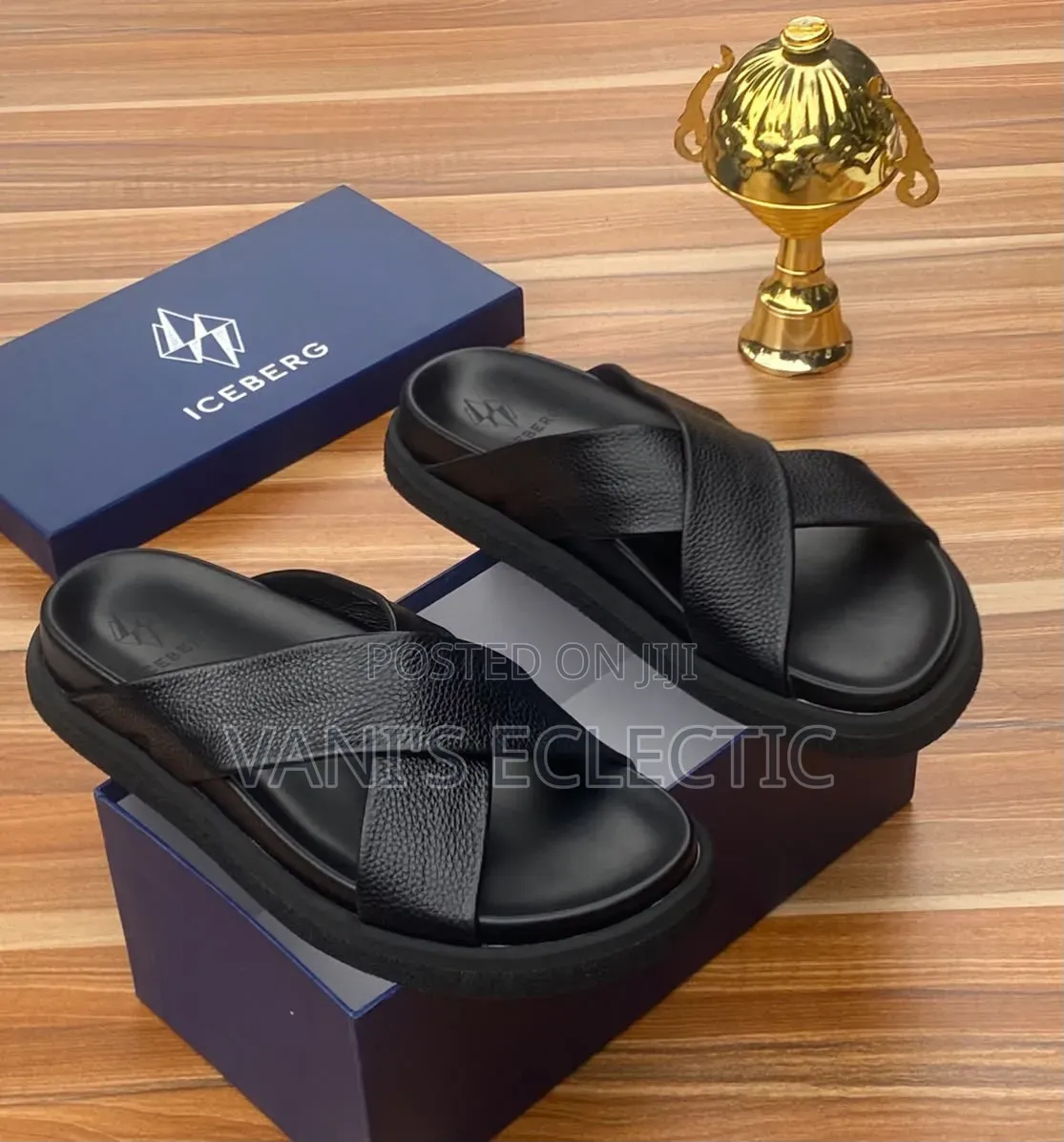Bruno Viero/IceBerg/Rossi Leather Palm Slippers