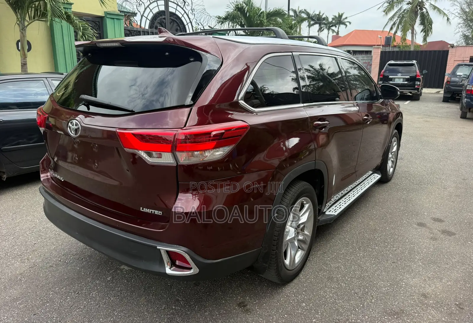 Toyota Highlander Limited 4x4 V6 (3.5L 6cyl 8A) 2017 Burgundy
