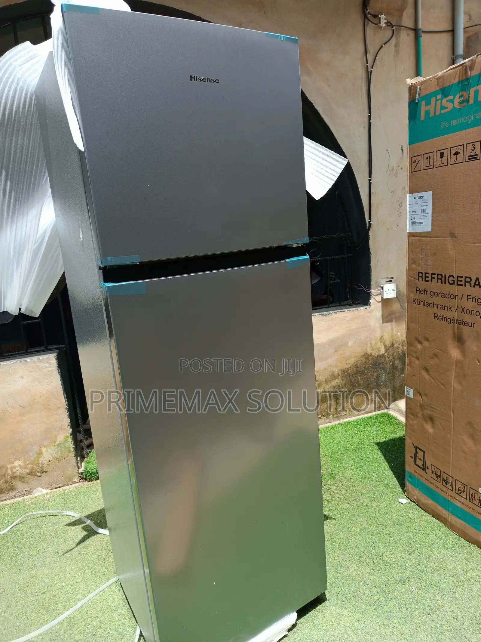Big Capacity, Compact Design – Hisense 306DR Fridge
