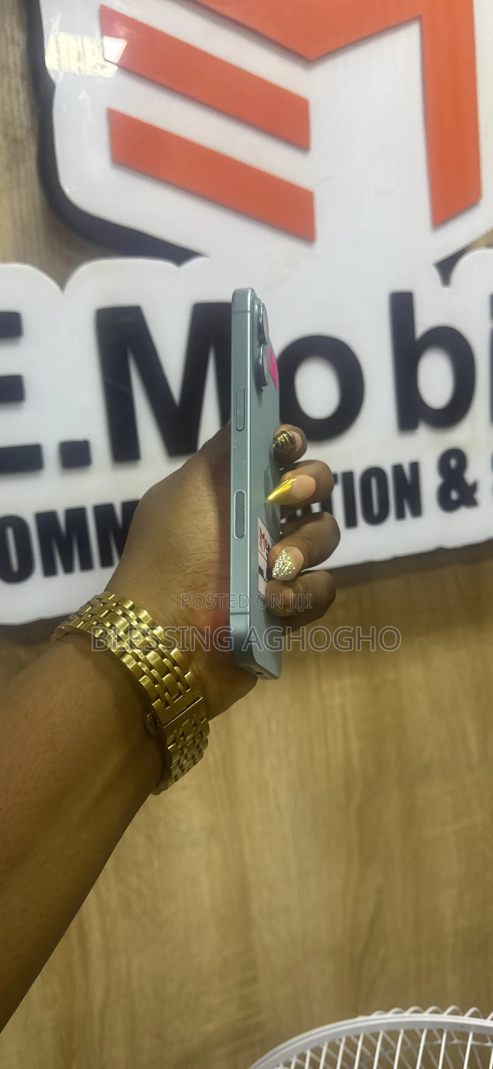 Apple iPhone 16 128 GB Green