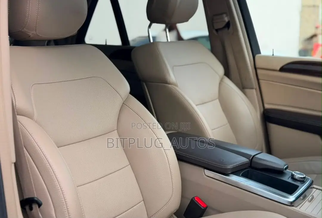 Mercedes-Benz M Class ML350 4MATIC 4dr SUV AWD (3.5L 6cyl 7A) 2014