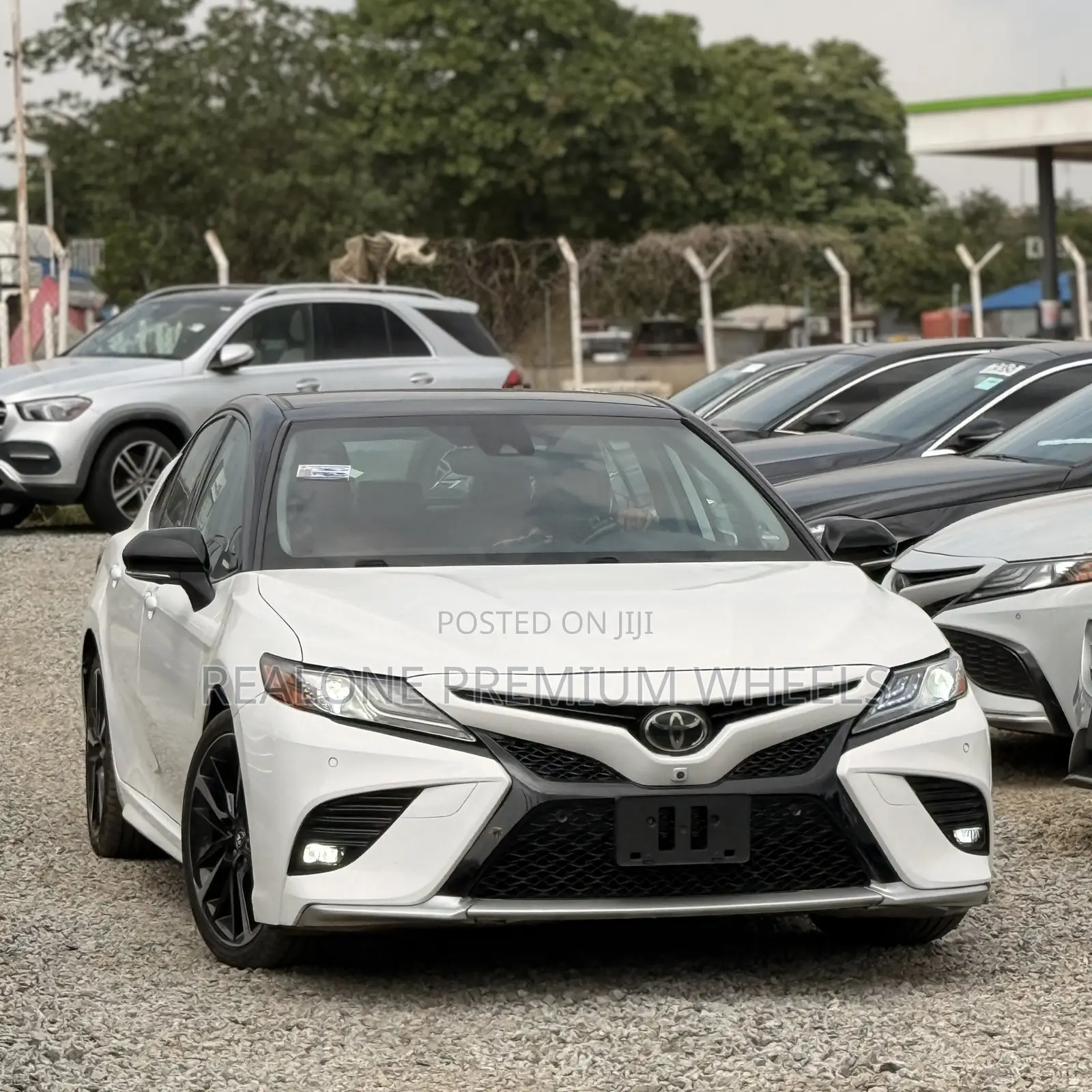 Toyota Camry XSE (2.5L 4cyl 8A) 2019 White