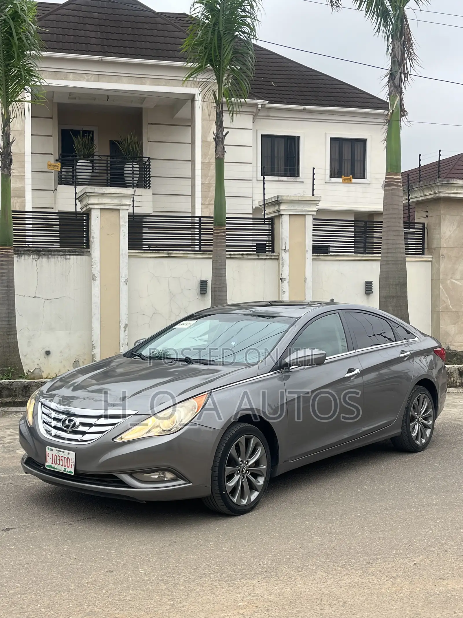 Hyundai Sonata Limited Sedan FWD (2.4L 4cyl 6A) 2013 Gray