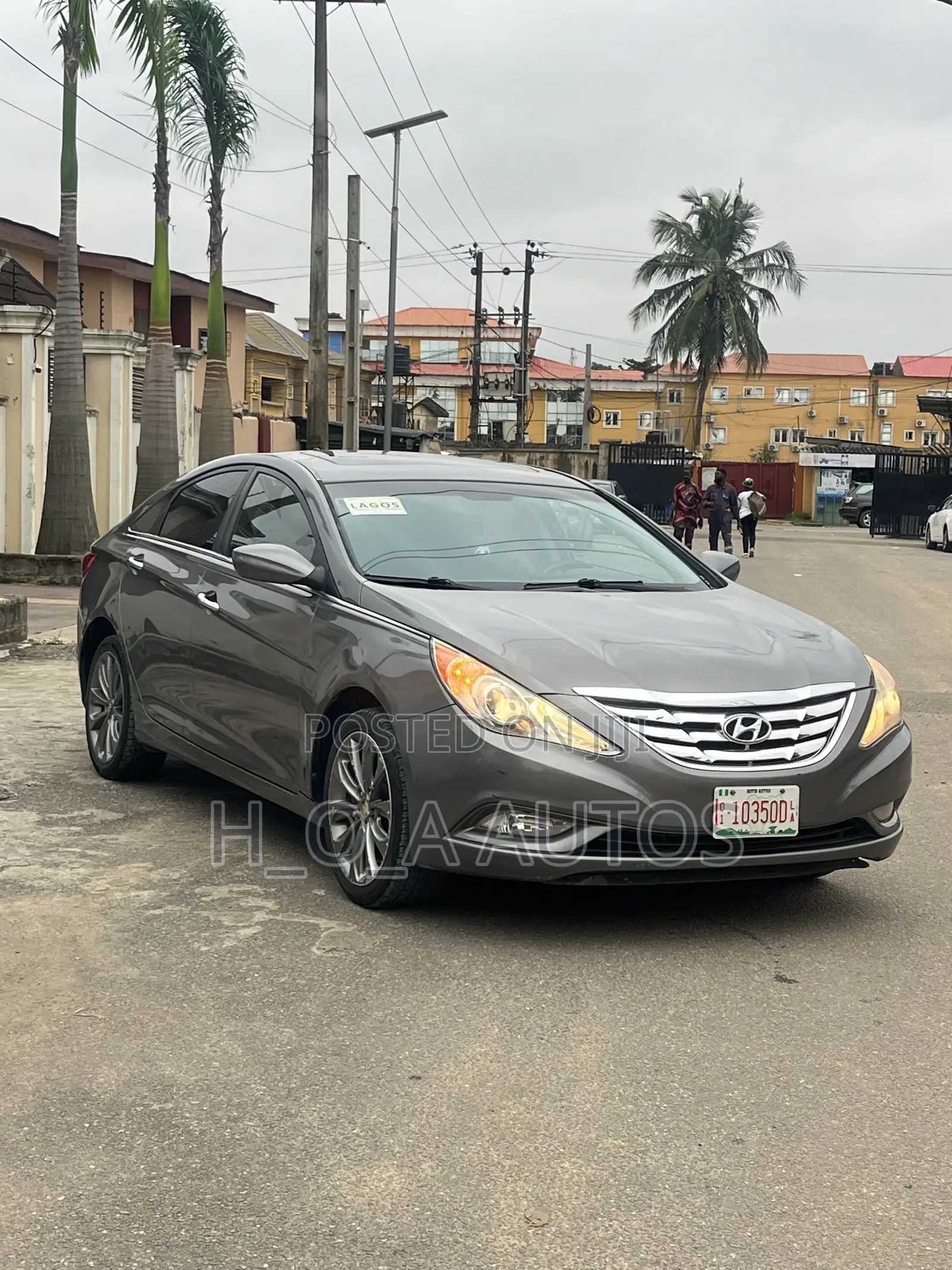 Hyundai Sonata Limited Sedan FWD (2.4L 4cyl 6A) 2013 Gray