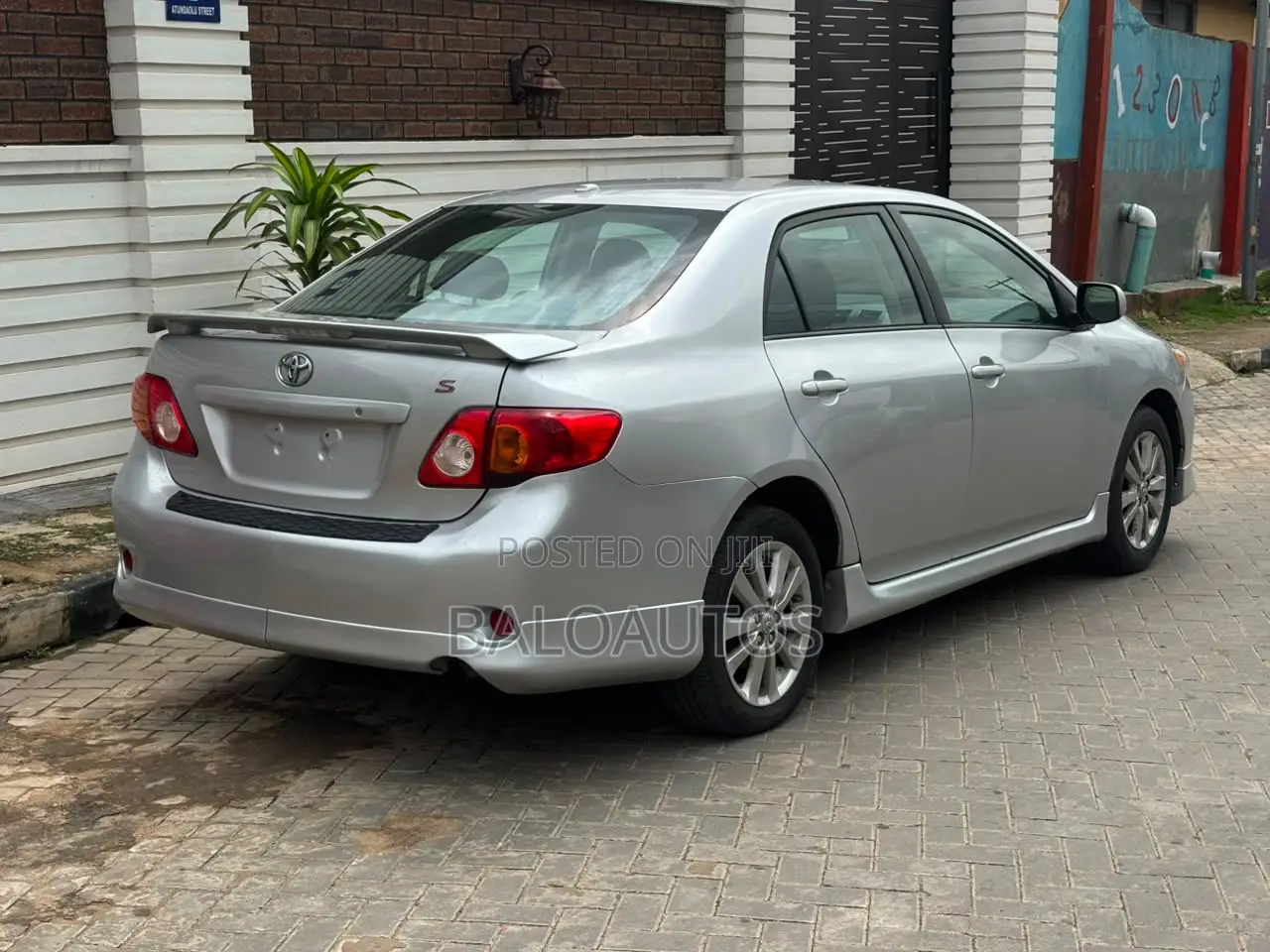 Toyota Corolla S 4dr Sedan (1.8L 4cyl 4A) 2010 Silver
